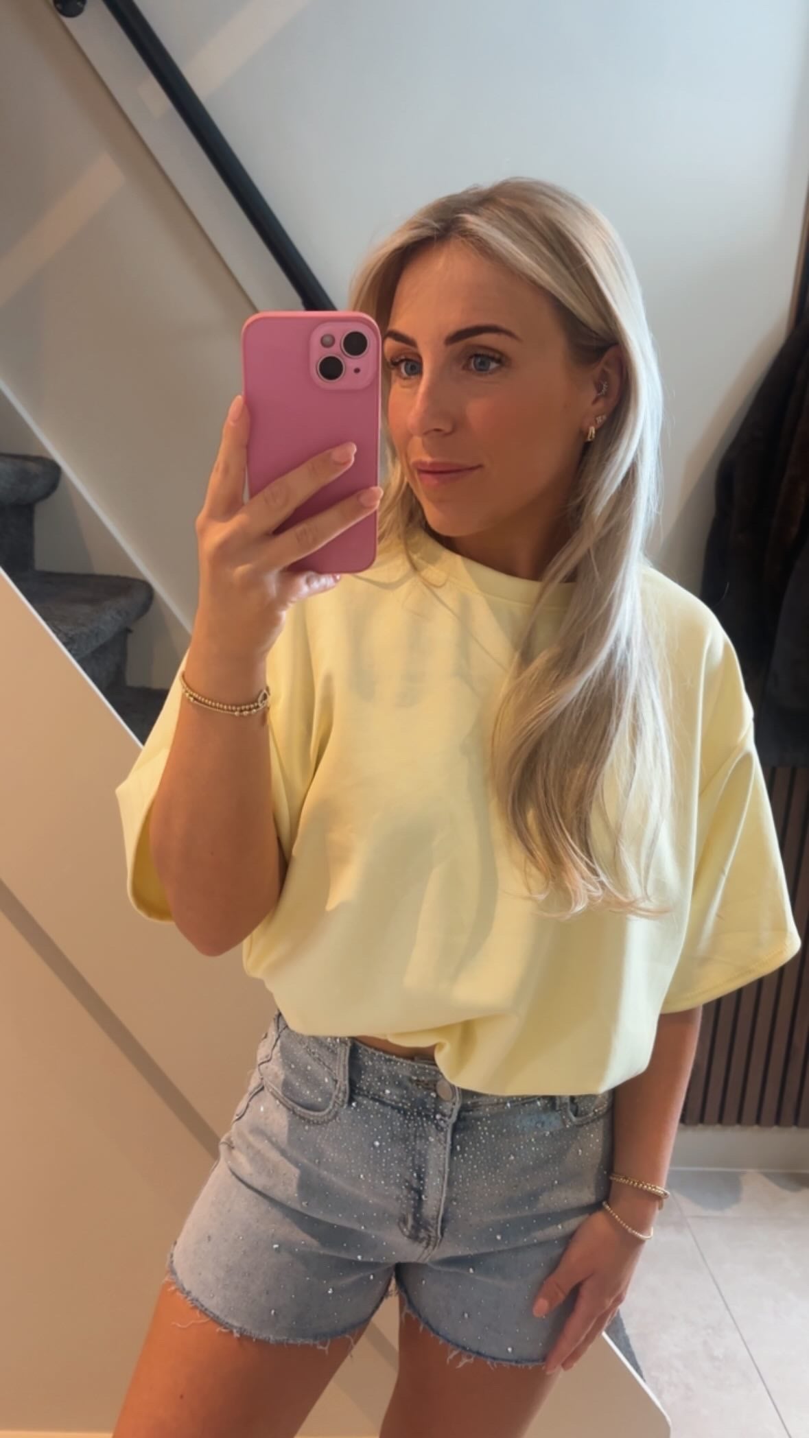 Cropped shirt geel