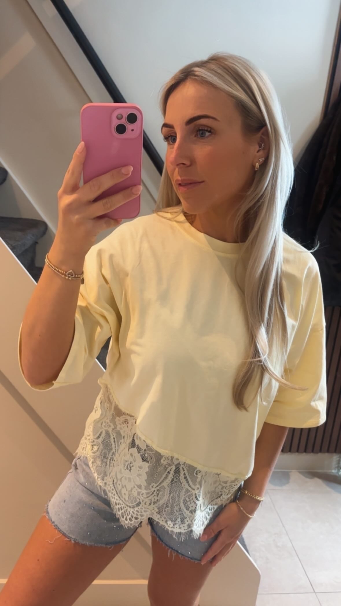 Shirt kant geel